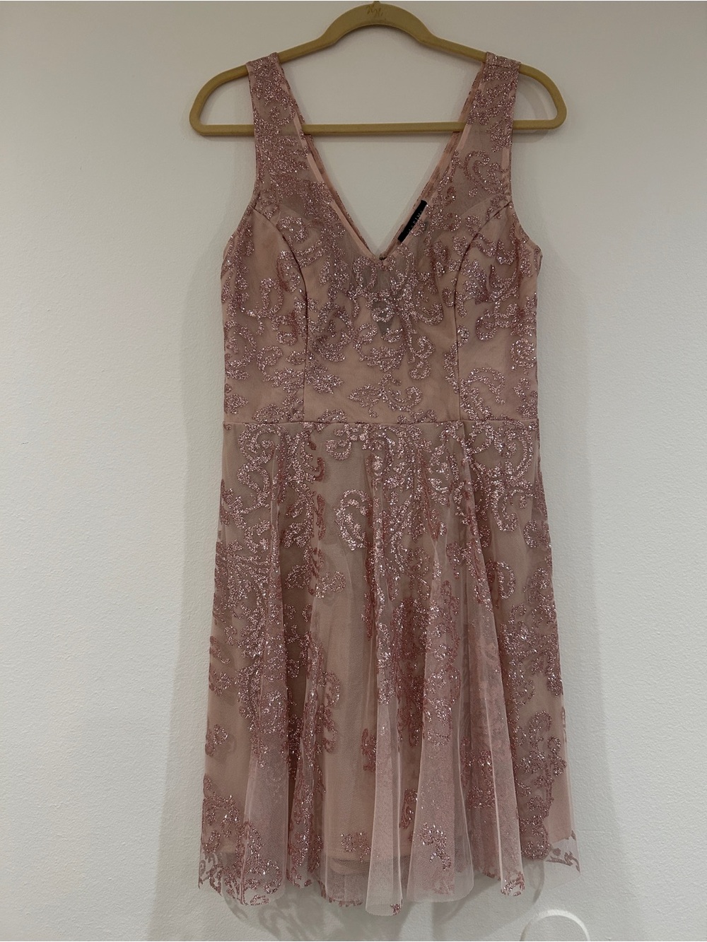 MARINA Size 12 Sleeveless Glitter Lace Cocktail Dress